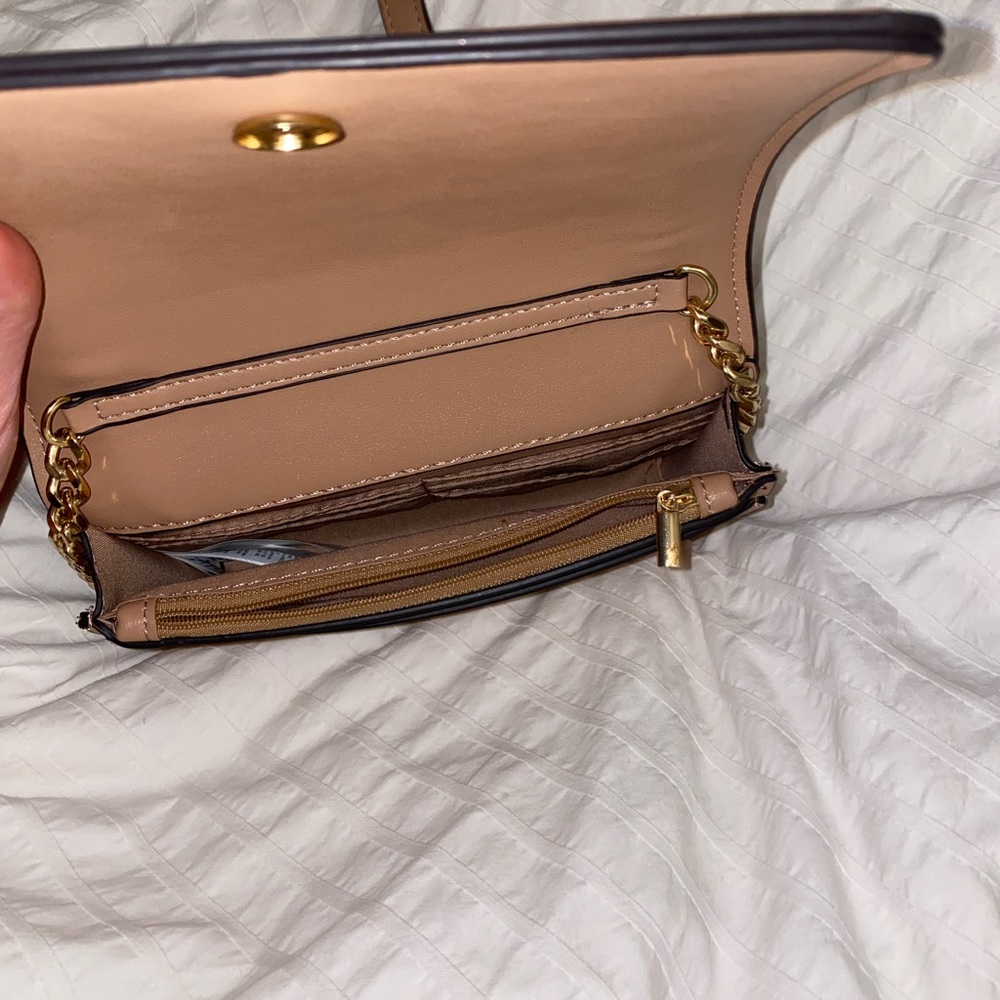 Crossbody bag - Picture 8 of 13